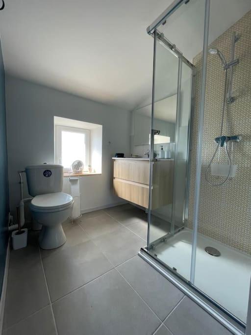 Studio Neuf Lumineux Climatise Blaye Extérieur photo